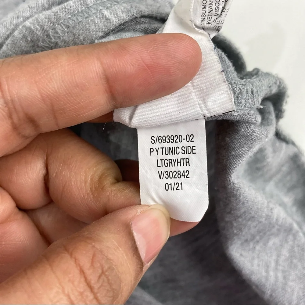 Old Navy Active Go-Dry tee shirt XL